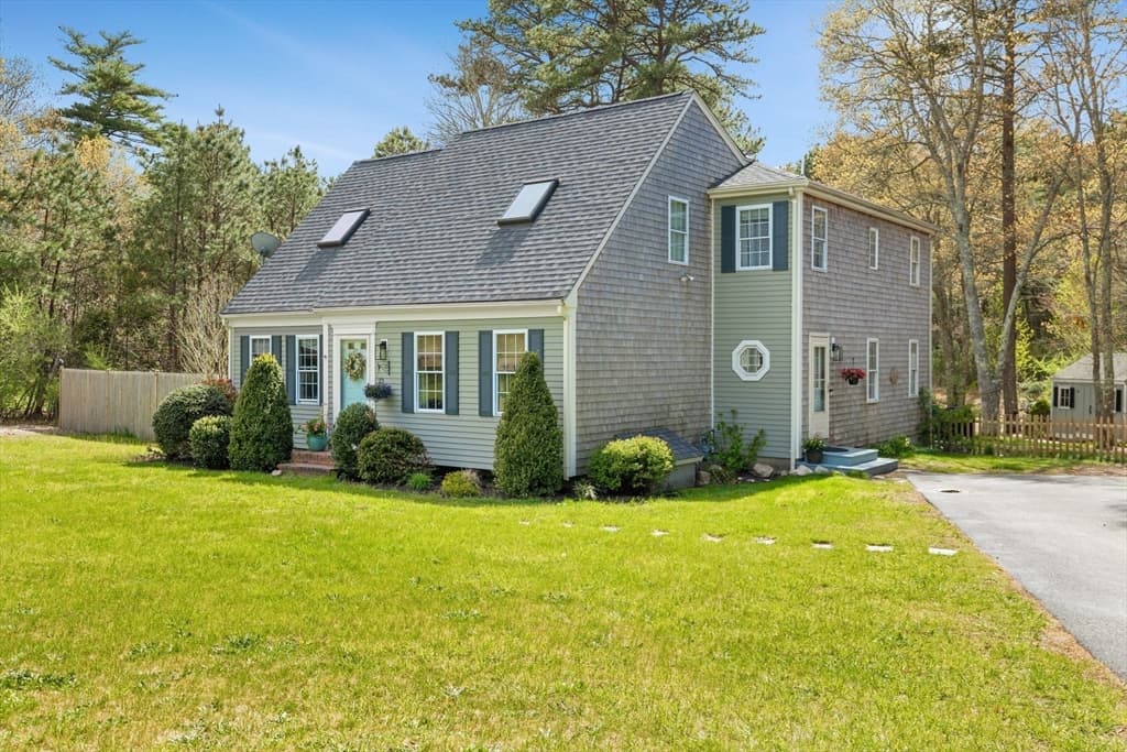 23 Deseret Dr