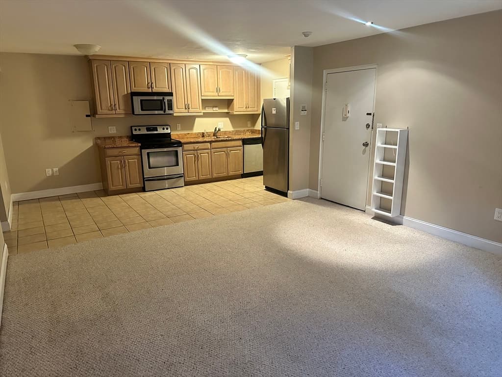 251 Rock St #B2 photo 2