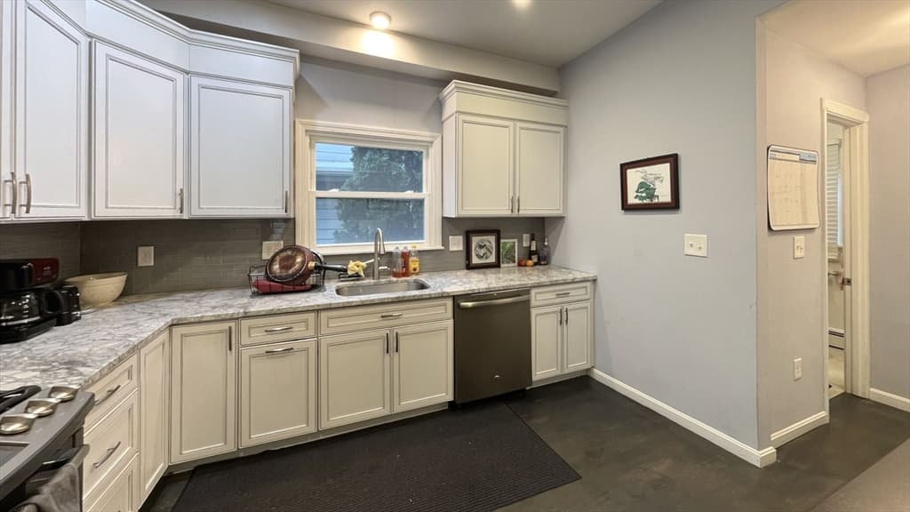 22 Granite St #1 photo 3