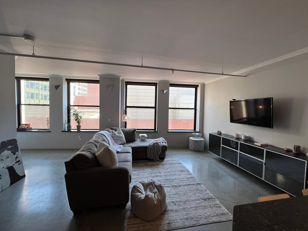 453 Washington St #5B photo 3