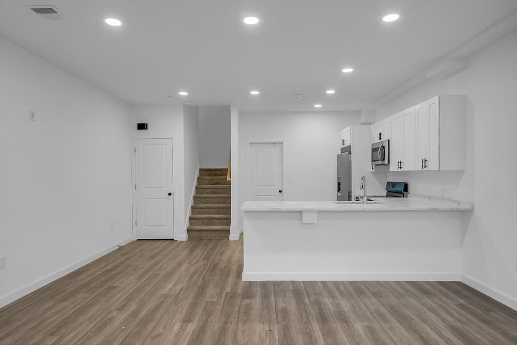 50 Frankfort Street #13 photo 5