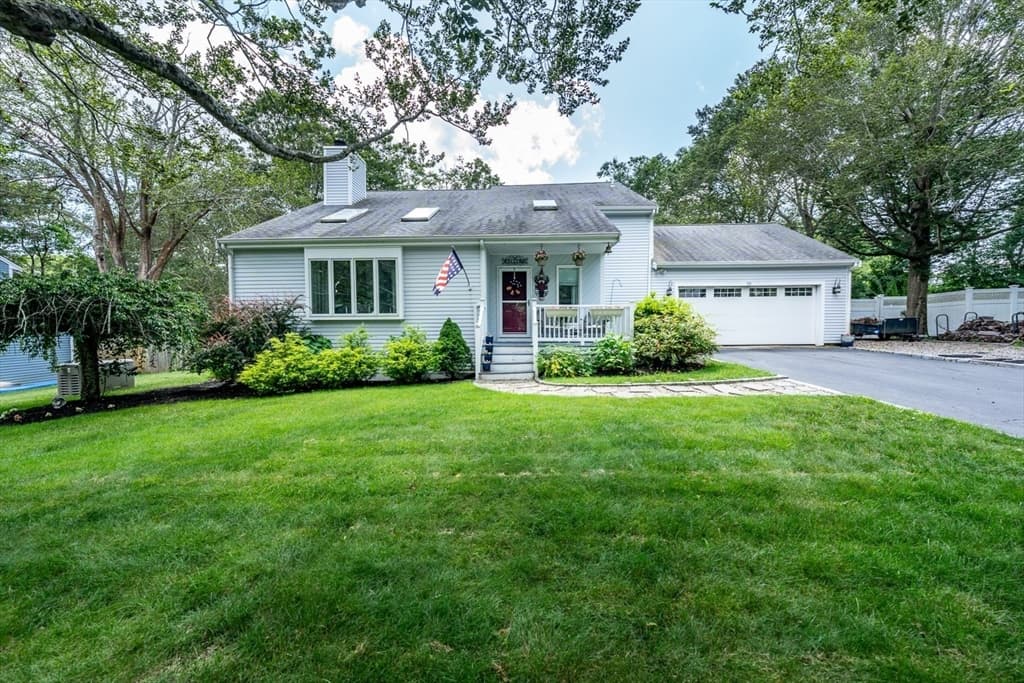 23 Redwood Cir
