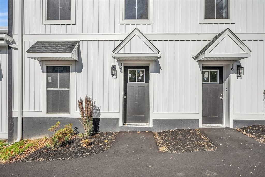 50 Frankfort Street #14