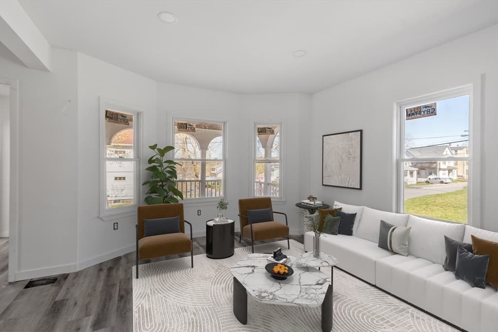 50 Frankfort Street #17