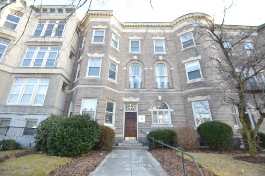 1683 Beacon St #1