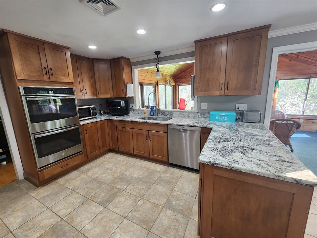 55 Oak Ridge Ln photo 4