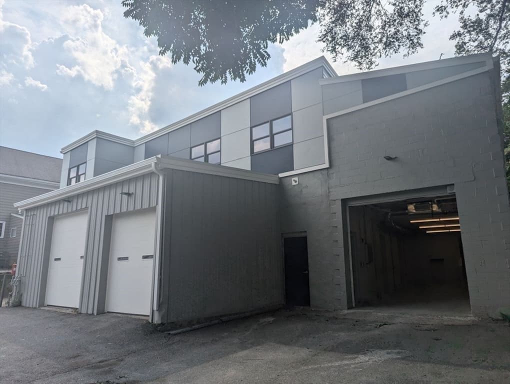 43 Dudley St