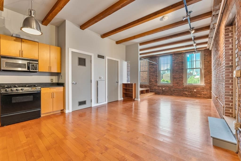 26 Stillman St #3-5