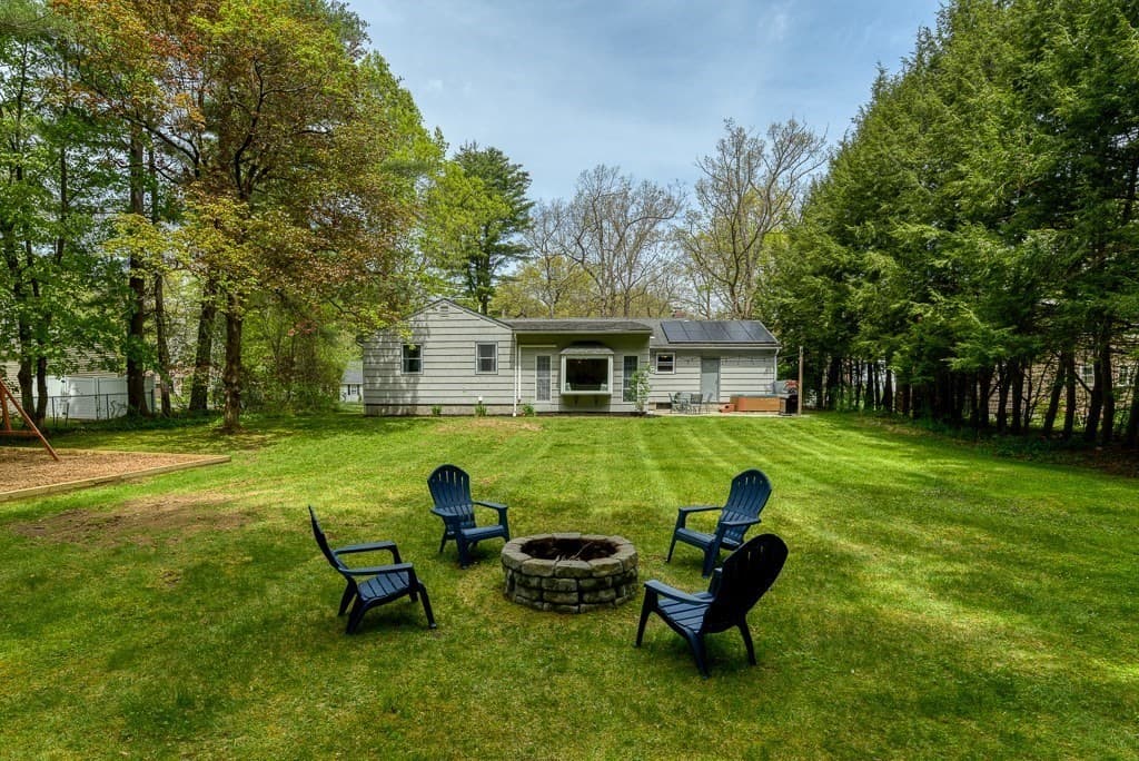 416 Soule Road photo 2