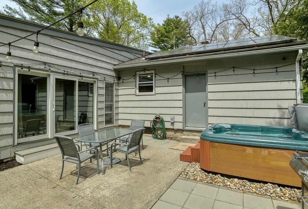 416 Soule Road photo 5