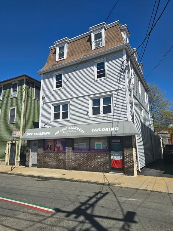12-16 Warren St
