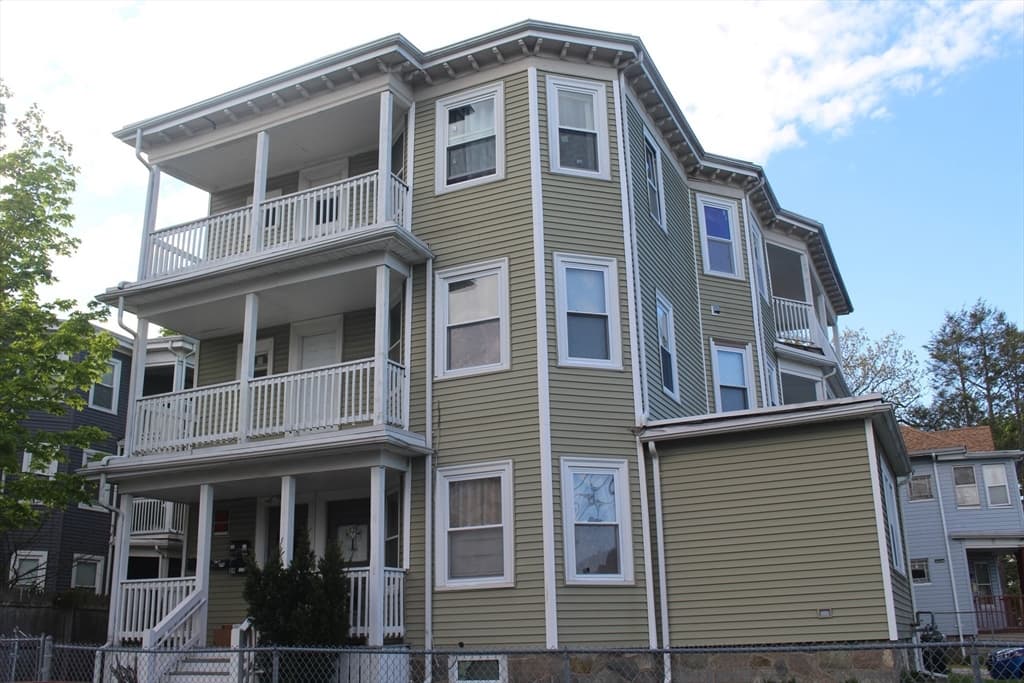 91 Hillberg Avenue #2