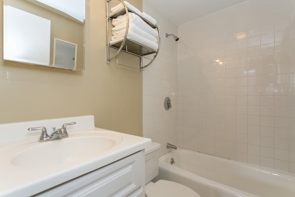 703 Massachusetts Ave #16 photo 5