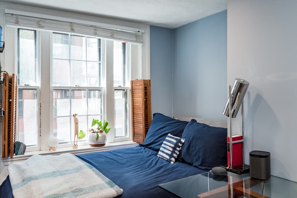 59 Pinckney Street #1F photo 3