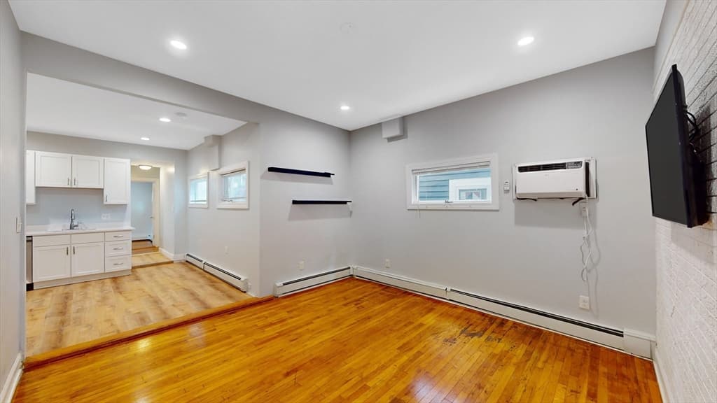 78 Trenton St. #1 photo 4
