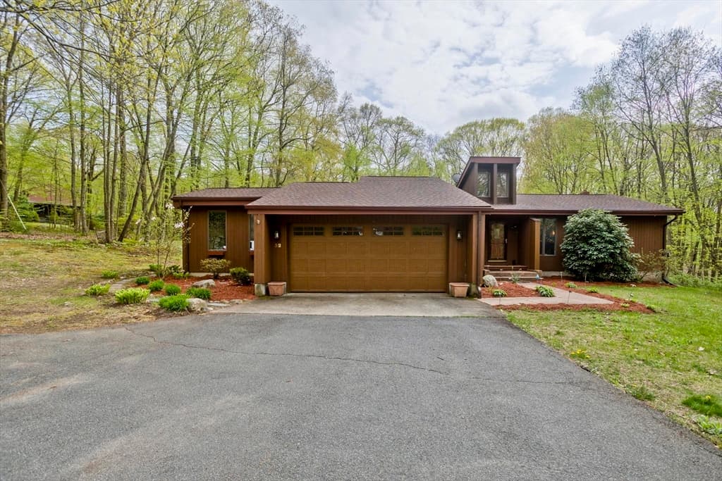 32 Zuell Hill Rd
