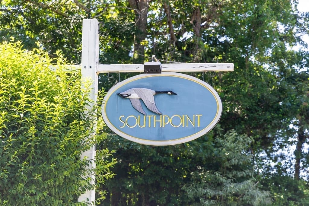 25 Southpoint Drive #D photo 3