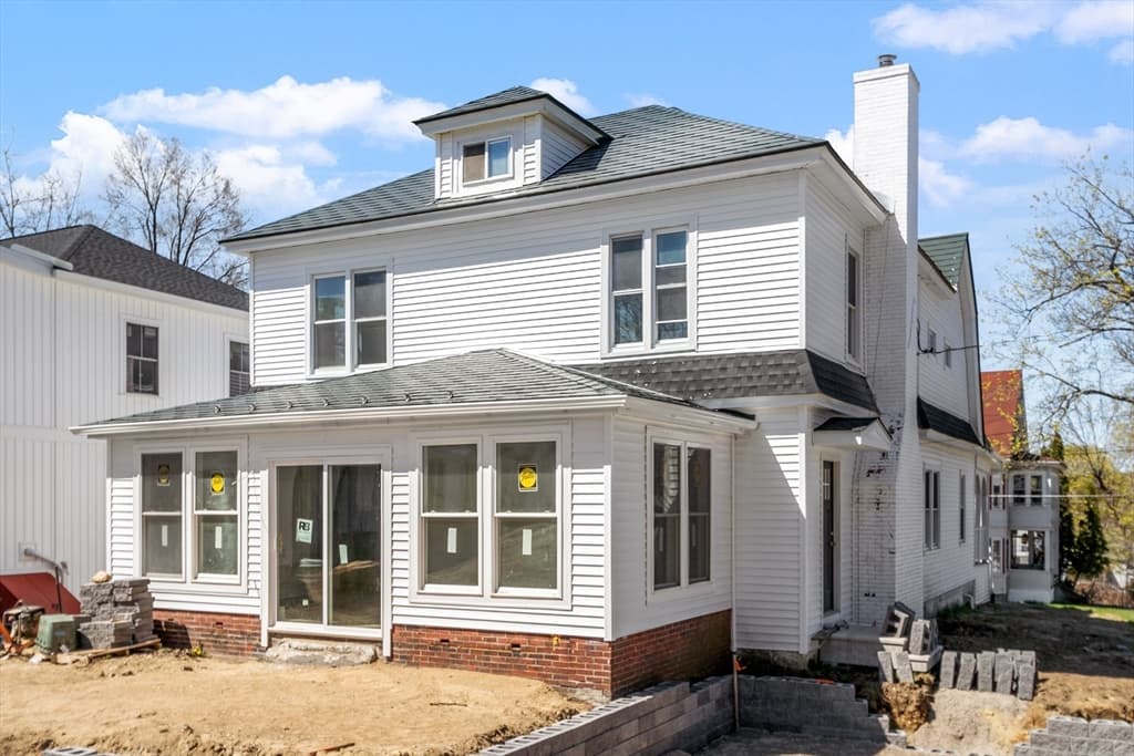 50 Frankfort Street #18 photo 3