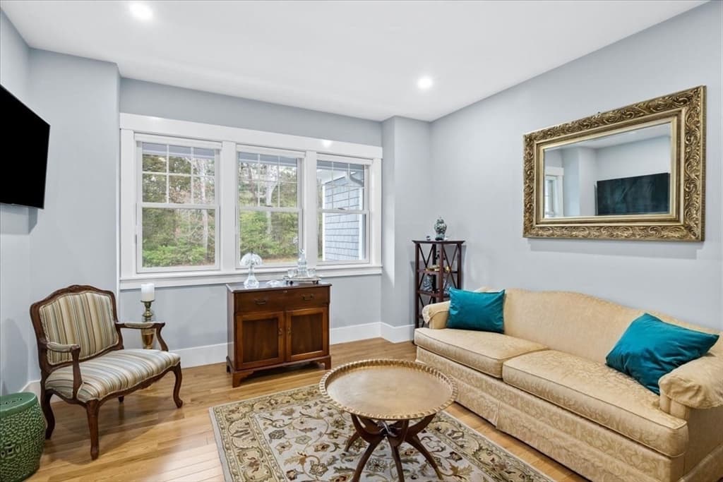 36 Rayln Rd photo 3