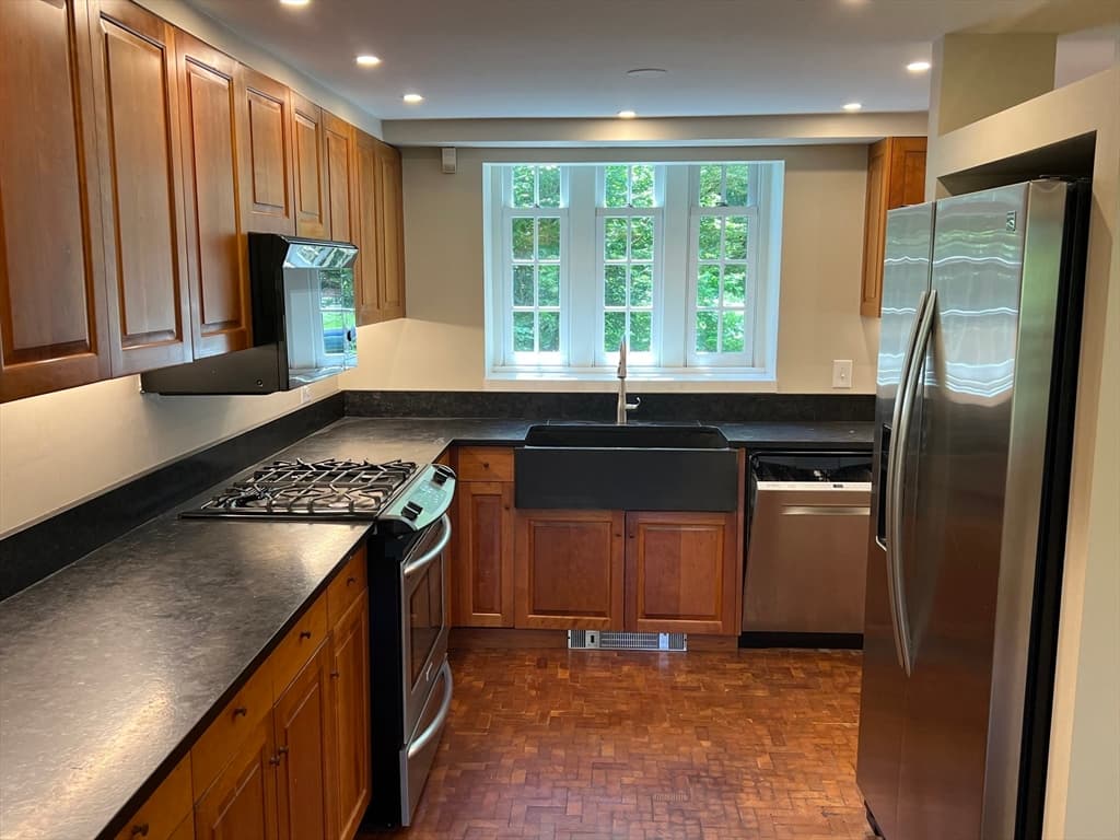 259 Mt. Auburn #259 photo 2