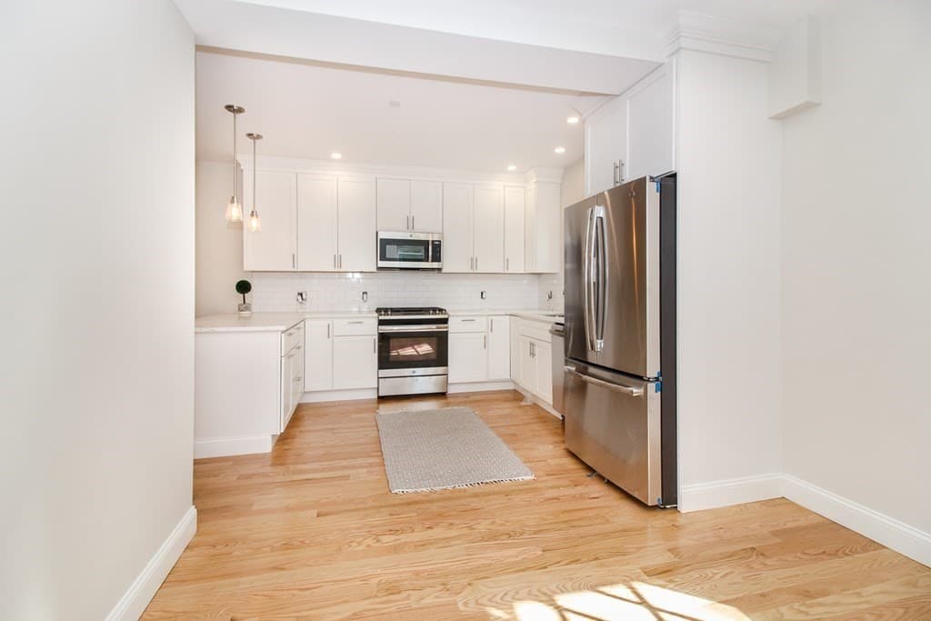 209 Havre St #2 photo 5