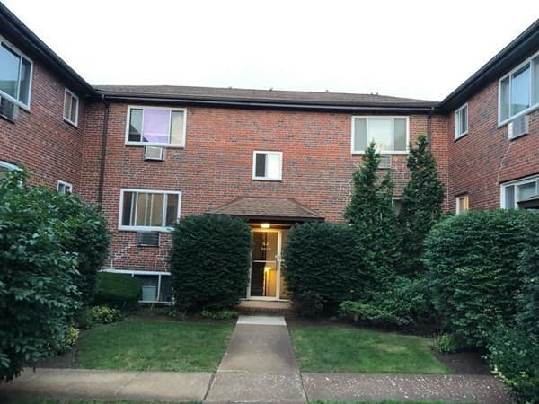 42 Bryon Rd #4 photo 3
