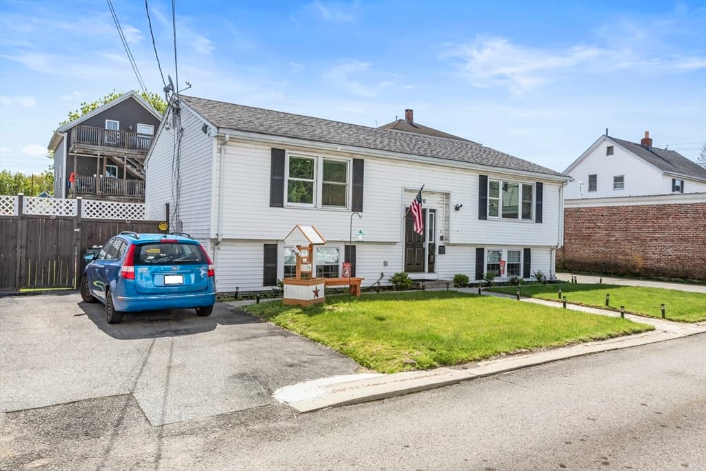 270 Wilbur Street photo 2