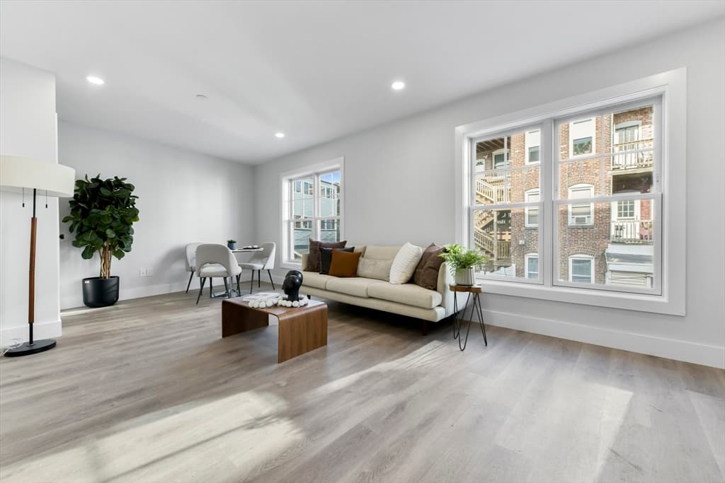 10 Geneva Street #203 photo 2