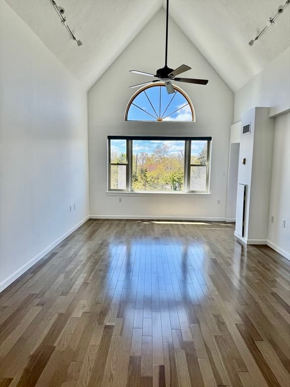 155 George Washington Blvd #707 photo 5
