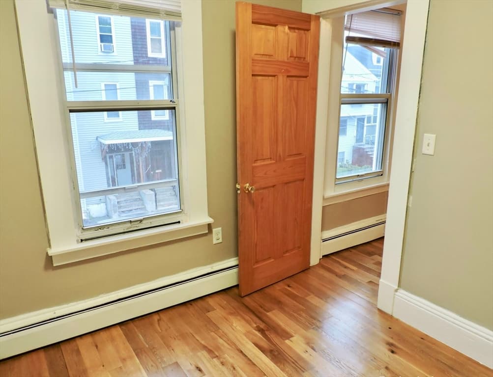 205 E Eagle St #C photo 3