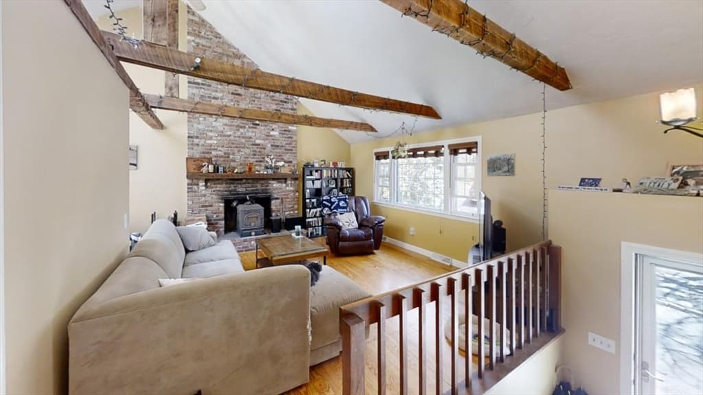 21 Highpoint Road photo 3