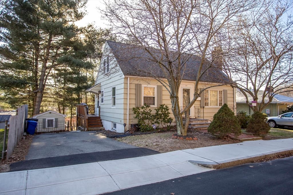 64 Brazil St