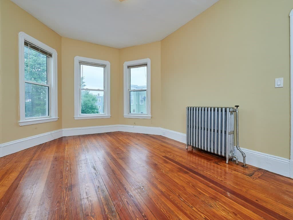 96 Normandy St #1 photo 3