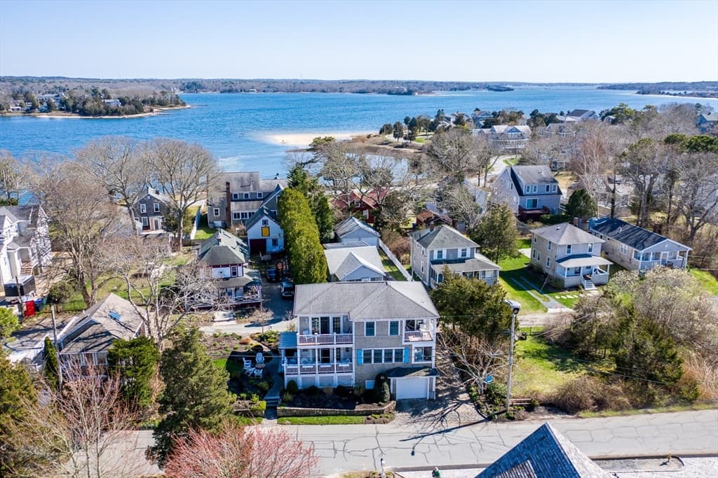 273 Circuit Ave