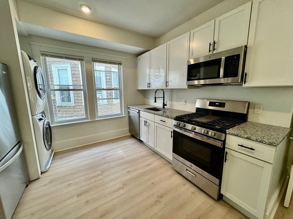 127 Eliot St #2 photo 3