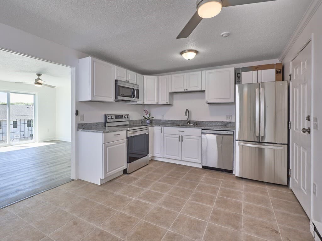 56 Edgeworth #22 photo 3