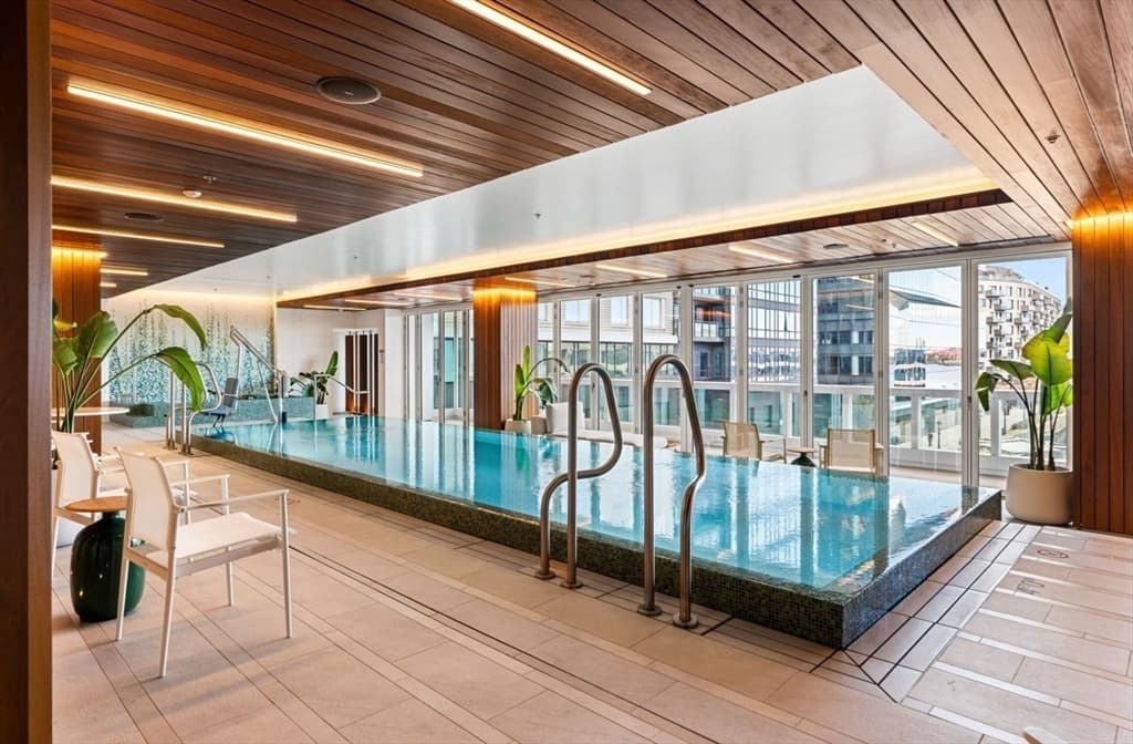 150 Seaport Blvd #PH1G photo 4