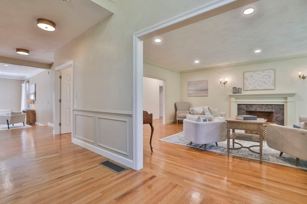 5 Stanton Circle photo 4