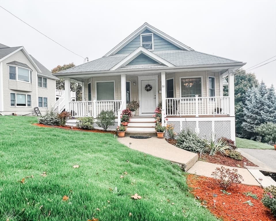 51 Walnut St #2