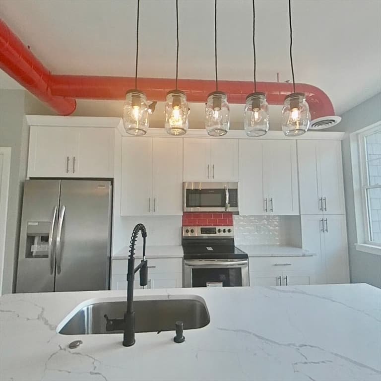 15 Oak #202 photo 2