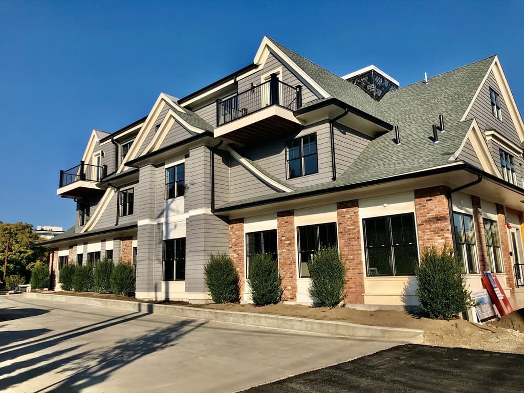 15 Oak #202