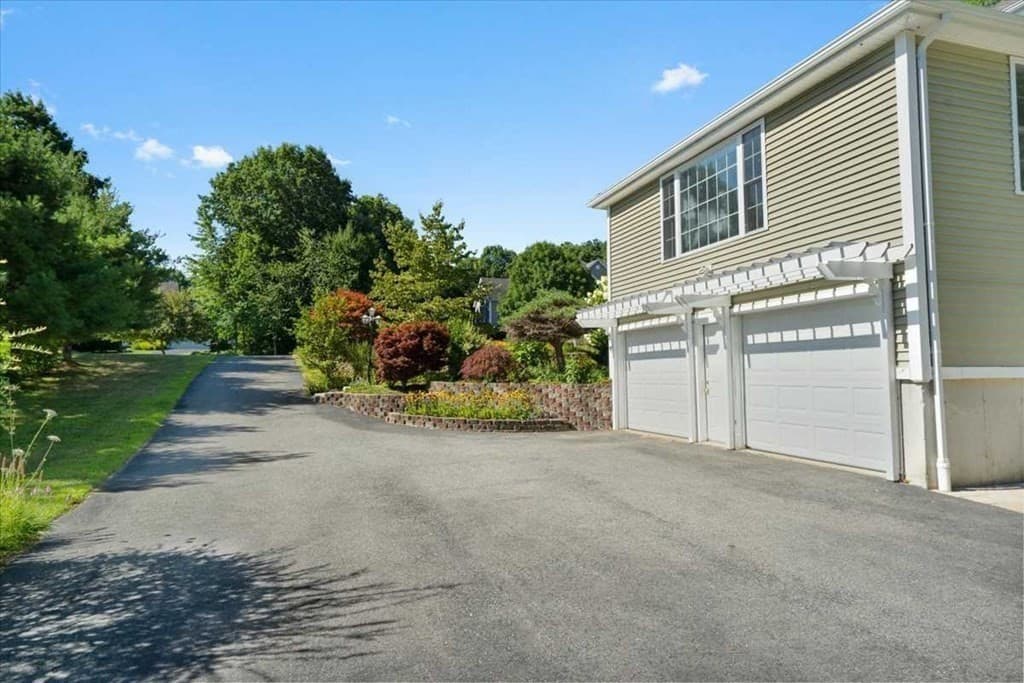 89 Boulder Hill Rd photo 5