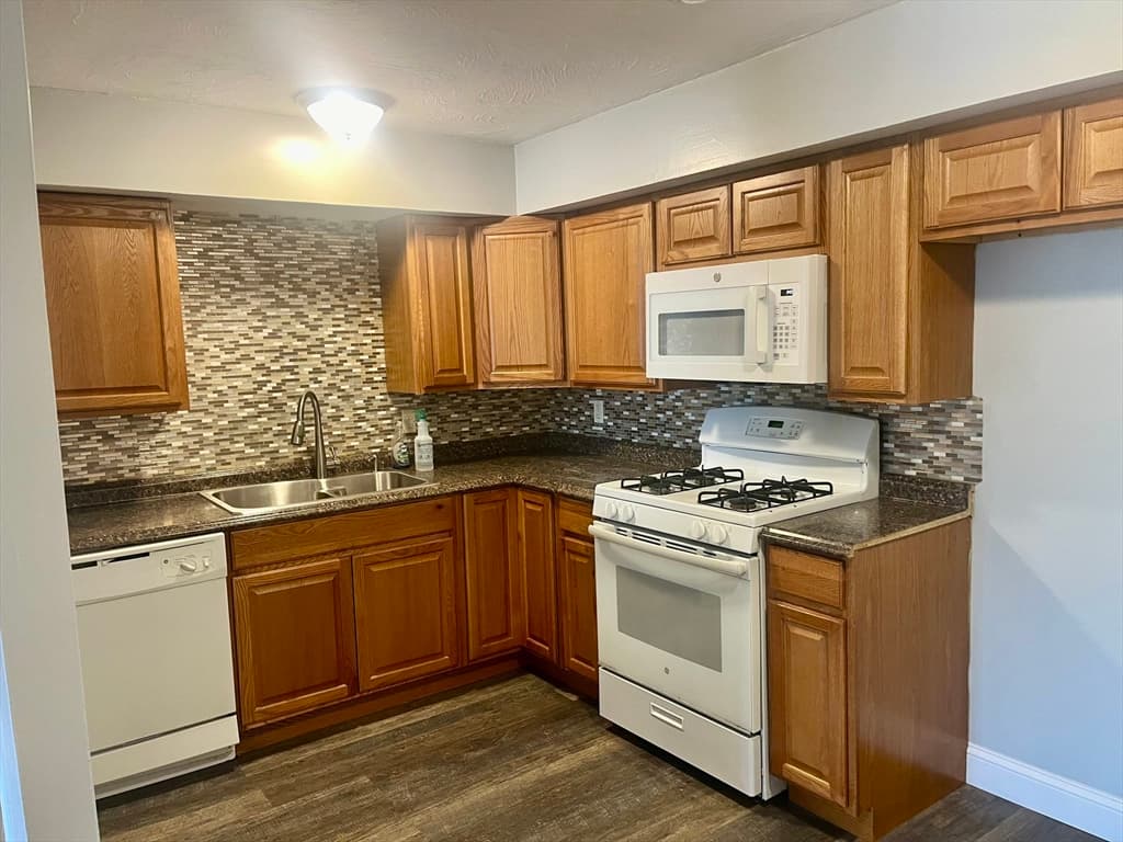 225 Danforth Street #3K photo 2