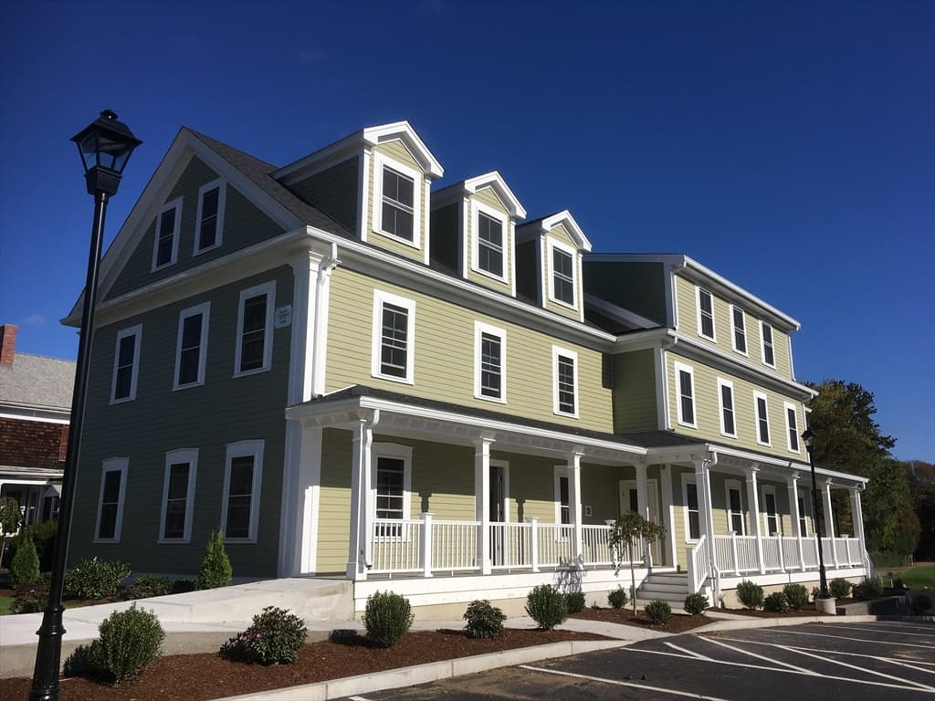 67 North St. #1B