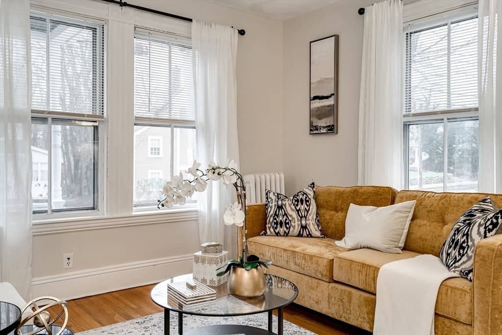 14 Bedford Street #14 photo 3