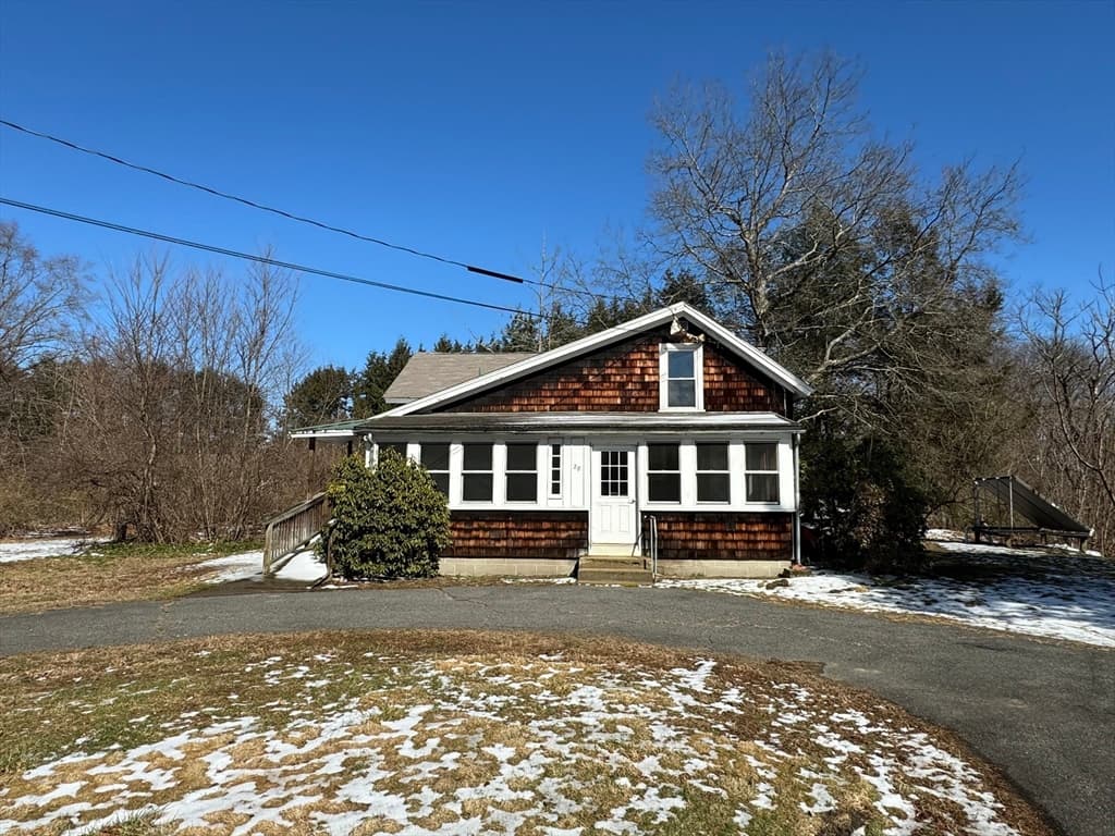 28 Colorado Ave photo 2