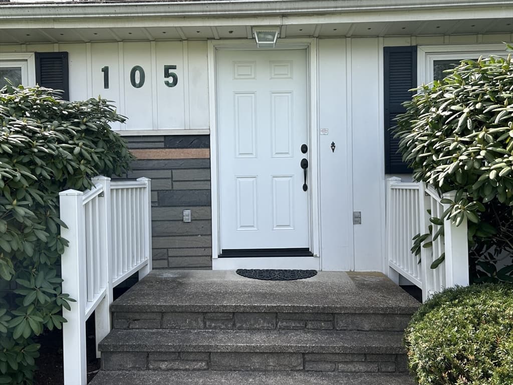 105 Overlook Dr photo 4