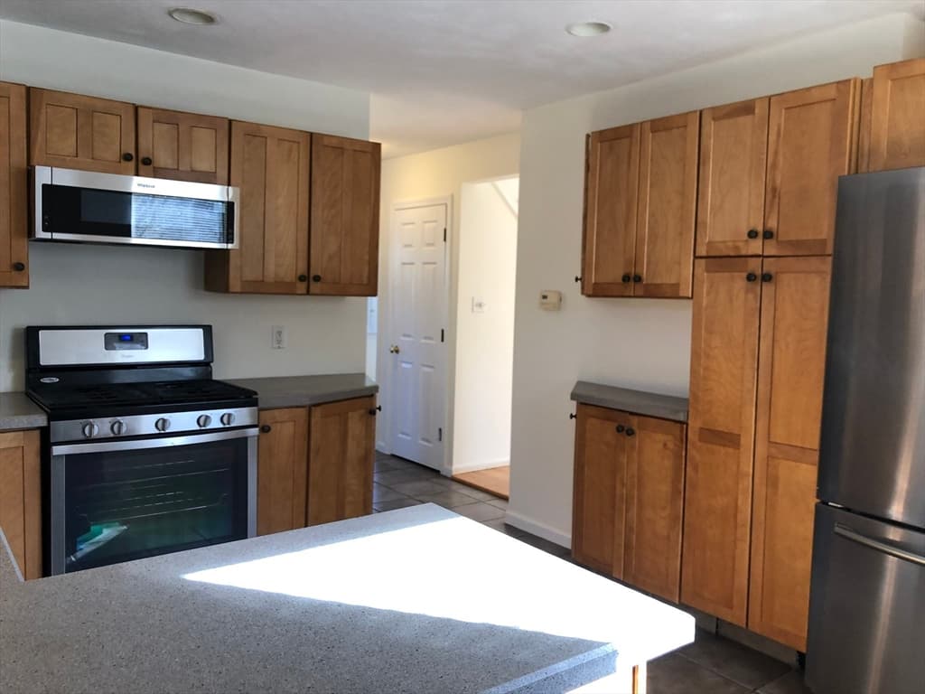 8 Virginia photo 4