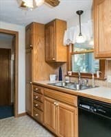 403 Stebbins Street photo 5