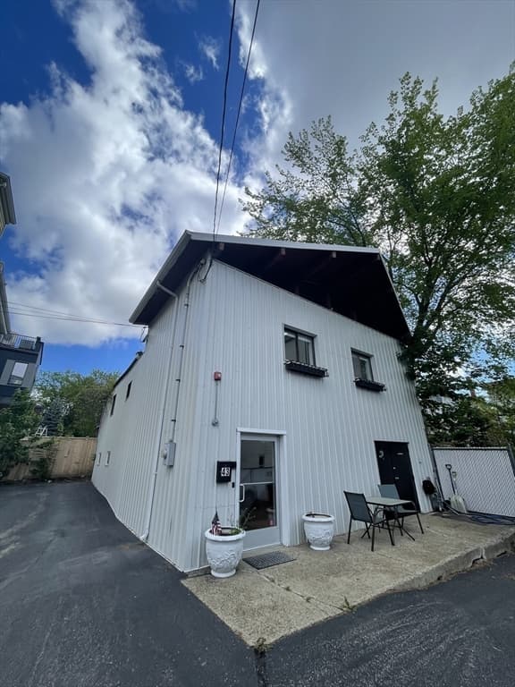 43 Summer St photo 2